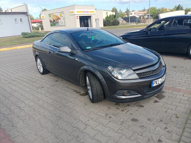 Opel Astra Kabriolet 1.9 Diesel 150 KM – 2010 r.