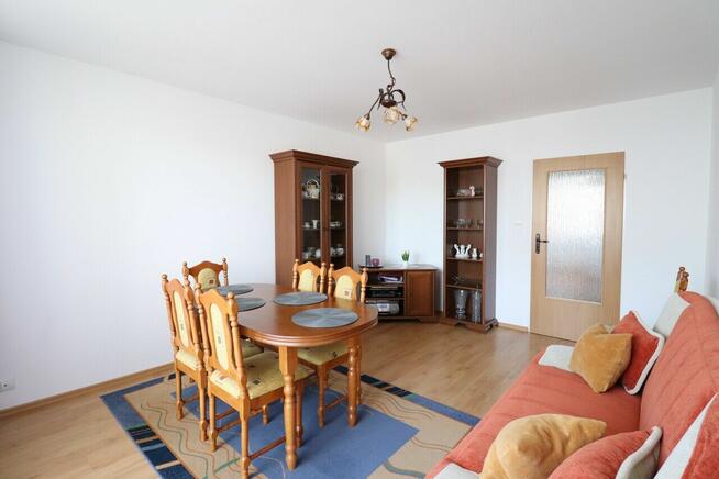 SPRZEDANE - Dwustronne mieszkanie w doskonałej lokalizacji