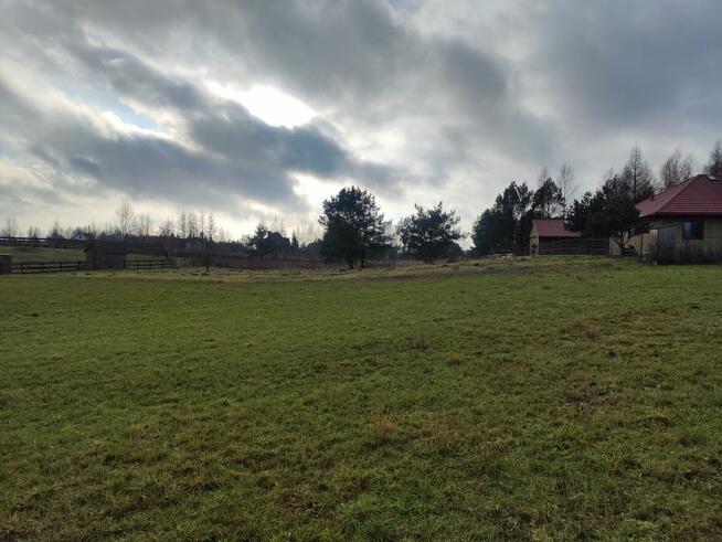 Urokliwa działka nad jeziorem Tyrkło w Górze