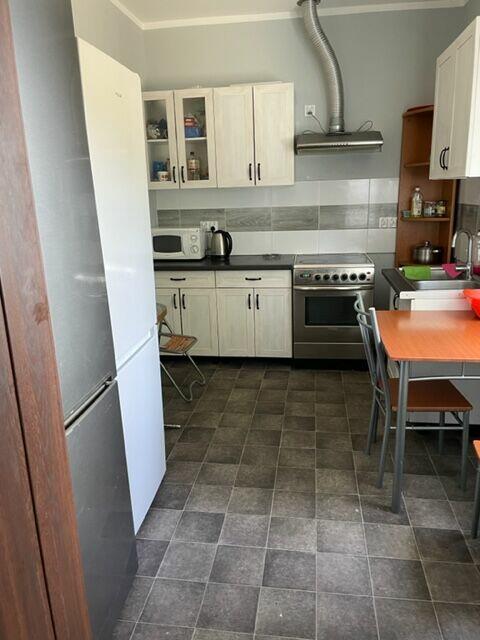 sprzedam dom pod wynajem pokoi