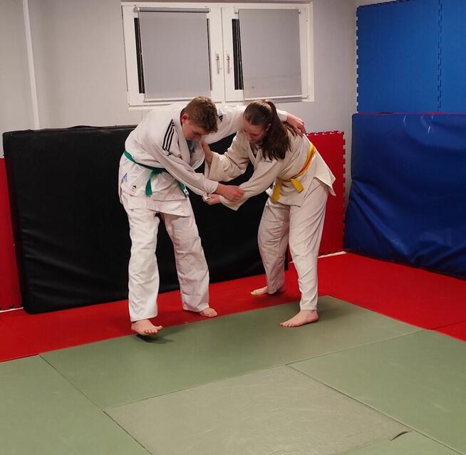 Judo i Ju-Jitsu dla dzieci i młodzieży.