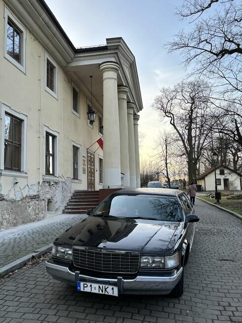 Wynajem limuzyny z kierowcą Cadillac 9 osobowy gangsta styl