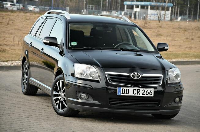 Toyota Avensis 1,8 Benzyna 129KM lift  Niemcy Idealny Stan