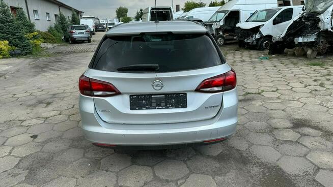 Opel Astra 1,0i 105KM Start/Stop Busines