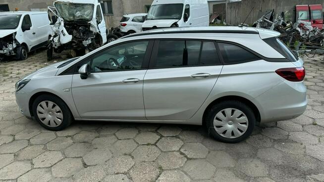 Opel Astra 1,0i 105KM Start/Stop Busines