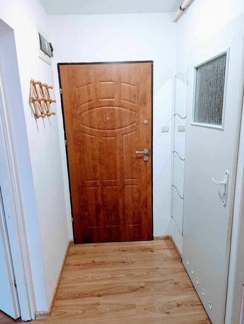 Duża kawalerka z osobna kuchnia 34 m kw Brzeg Dolny