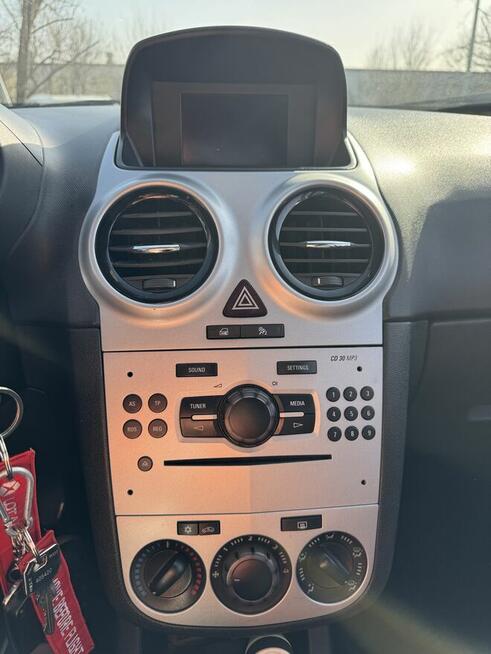 Sprzedam Opel Corsa D 150Jahre 1.4 100km