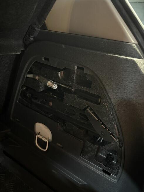 Sprzedam Opel Corsa D 150Jahre 1.4 100km