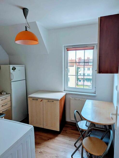 Duża kawalerka z osobna kuchnia 34 m kw Brzeg Dolny