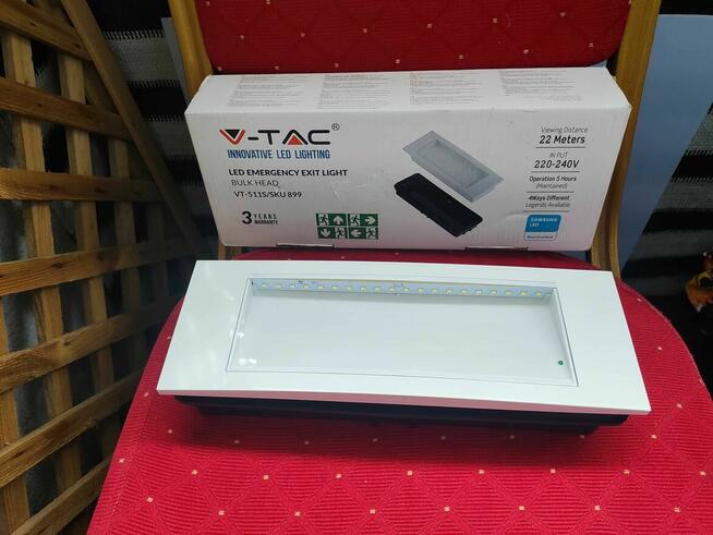 Podtynkowa Lampa Ewakuacyjna LED światło awaryjne Lampka