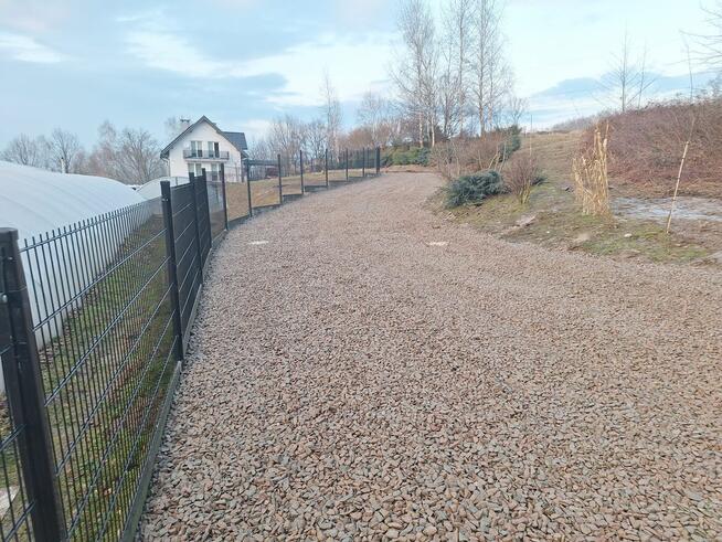 Utwardzanie terenu podwórka placu drogi parkingu drenaż odwo