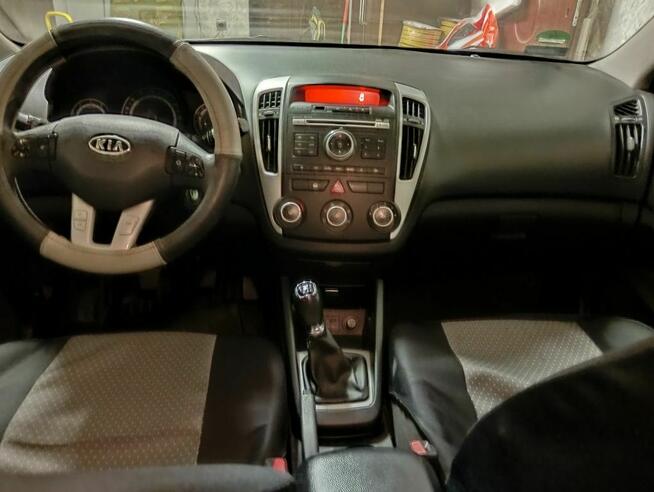 Kia ceed kombi 1.6 crdi 2011 r.