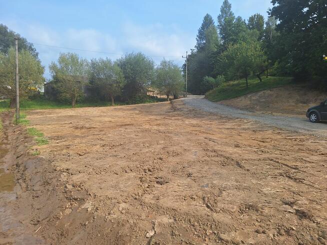 Utwardzanie terenu podwórka placu drogi parkingu drenaż odwo