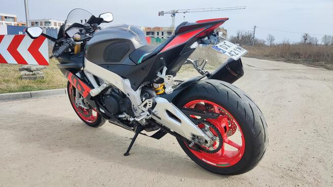 Aprilia RSV4
