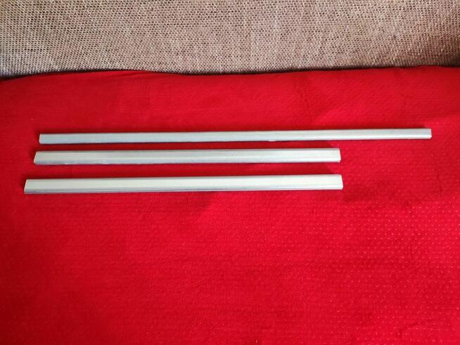 Drążek na ubrania Rura metalowa do szafy szaf szafek listwa