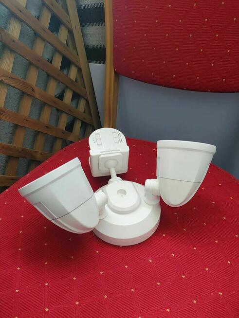 Kinkiet z czujnikiem ruchu Lampa LED zewnętrzna Stasun P032