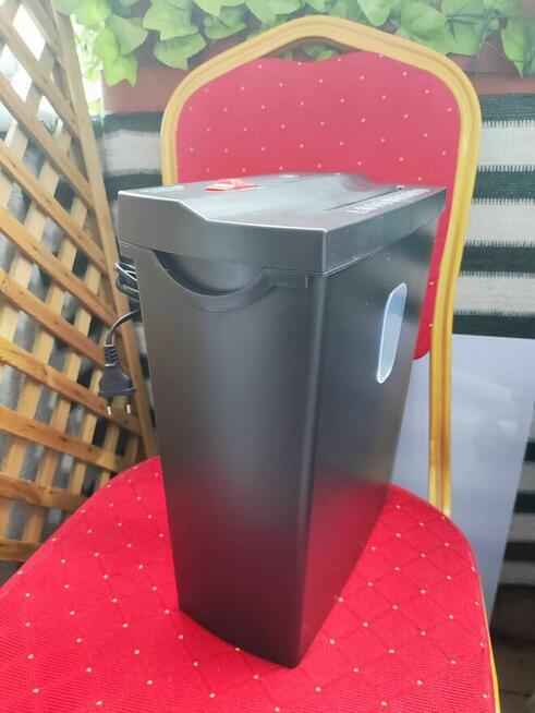 Niszczarka do papieru dokumentow płyt CD DVD Olympia PS38CD