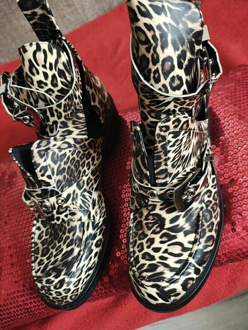 Buty damskie Hers Ażurowe Botki damskie z wycięciami