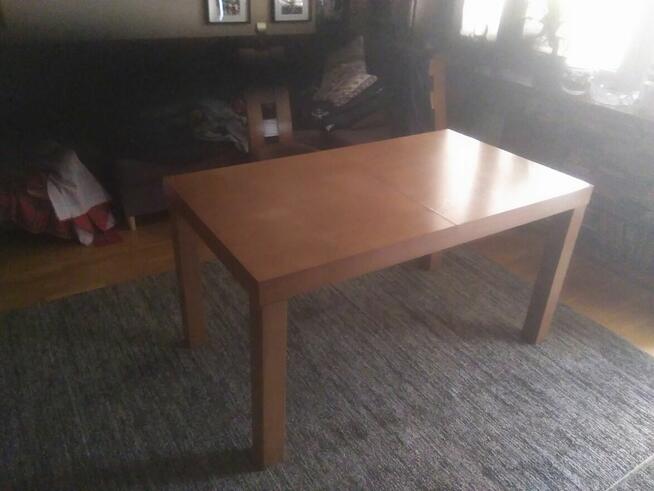 Stół rozkładany w naturalnej okleinie dębowej