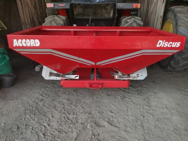 Rozsiewacz Accord Discus 21 m