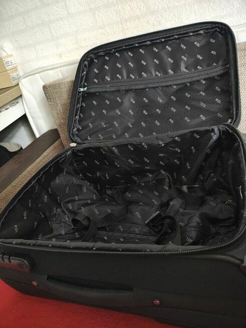 Mała walizka na dwóch kołach - RGL