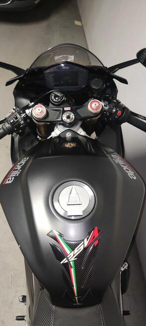 Aprilia RSV4