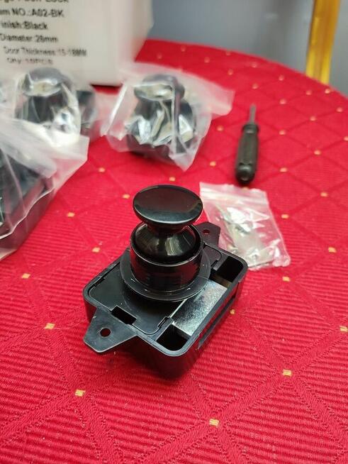 Zamek Zatrzaskowy Push LOCK do Szafki drzwi kamper przyczepy