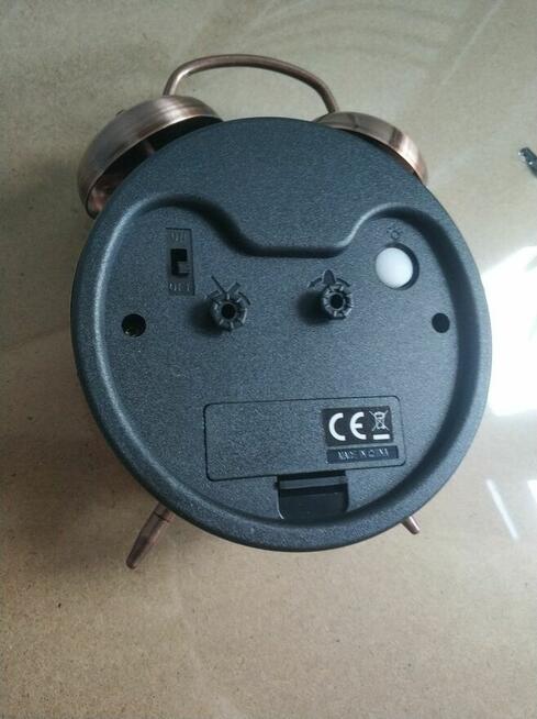 Złoty Budzik Zegar Zegarek Eachui DS802 z lampką dzwonkiem