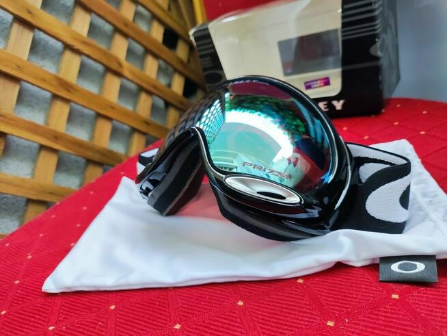 Gogle Oakley Snow Prizm snowboard okulary narciarskie