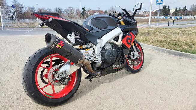 Aprilia RSV4