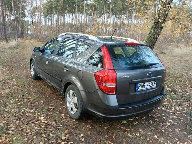 Kia ceed kombi 1.6 crdi 2011 r.