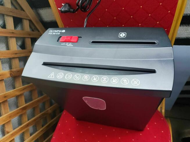 Niszczarka do papieru dokumentow płyt CD DVD Olympia PS38CD