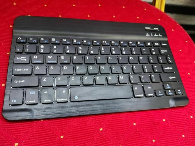Klawiatura Bezprzewodowa do Tableta Bluetooth magnetyczna