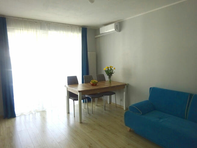 REZERWACJA Klimatyzowane, skomunikowne, ciche