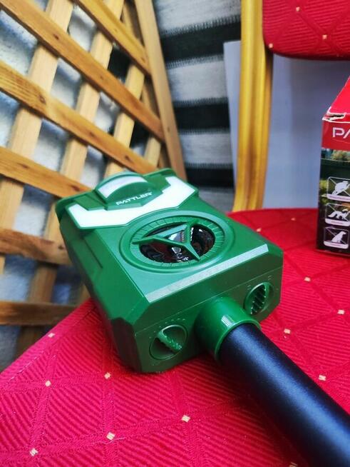 Odstraszacz Solarny na Ptaki Gołębie Kuny Psy Koty zwierząt