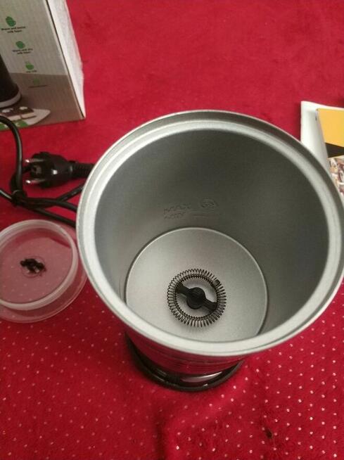 Automatyczny spieniacz podgrzewacz do mleka kawy czekolady