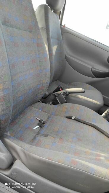 Opel Corsa C 1,0 maska zderzak drzwi klapa