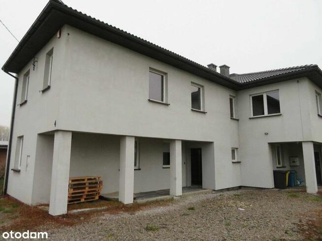 Syndyk sprzeda dom z działką