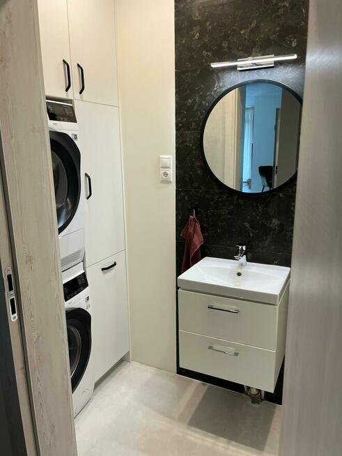 SPRZEDAM PRZESTRONNE MIESZKANIE 76m2, 3 BALKONY, 2 ŁAZIENKI