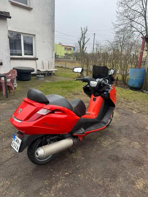 Skuter Peugeot satelis