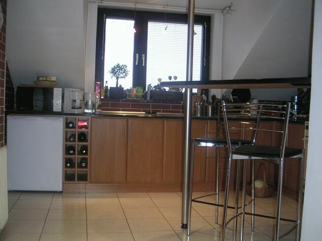 Mieszkanie na poddaszu z kominkiem do Wynajęcia