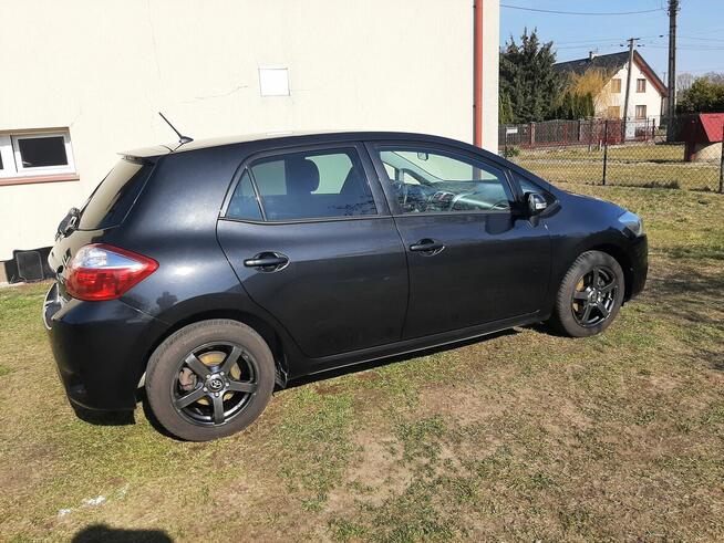 Sprzedam Toyote Auris 2011rok