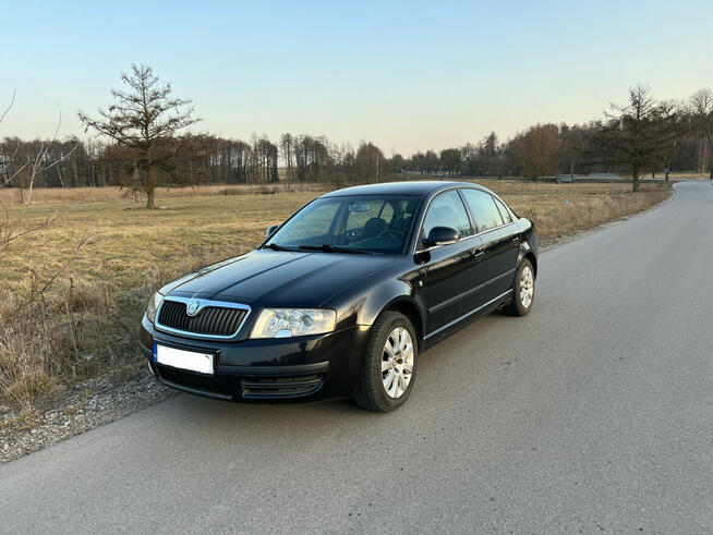 Skoda Superb 2.0 TDI Limousine Comfort 2006r. Polift