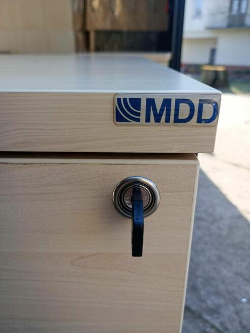 Kontenerek MDD pod biurko kontenerki komody pod biurko