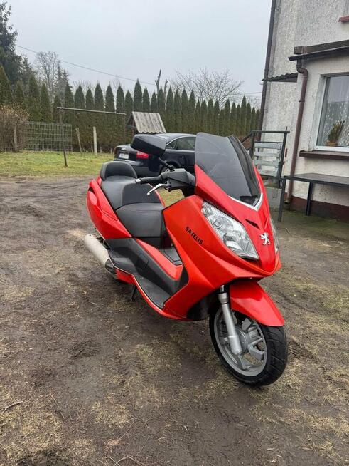 Skuter Peugeot satelis