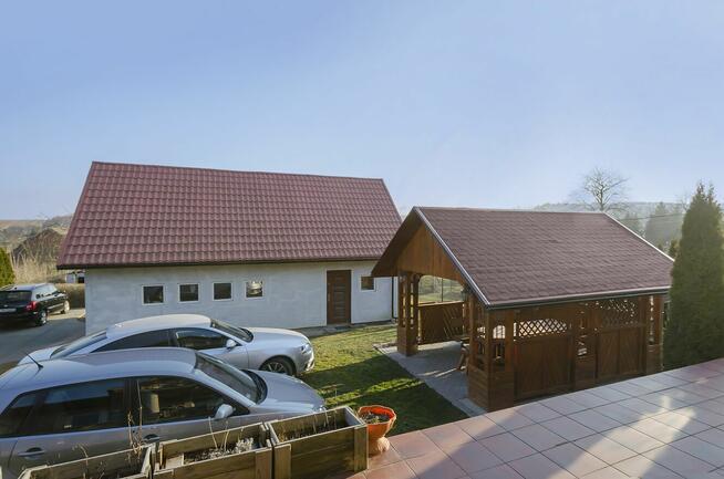 Dom w Maćkowicach – Komfort, przestronność i nowoczesne rozw