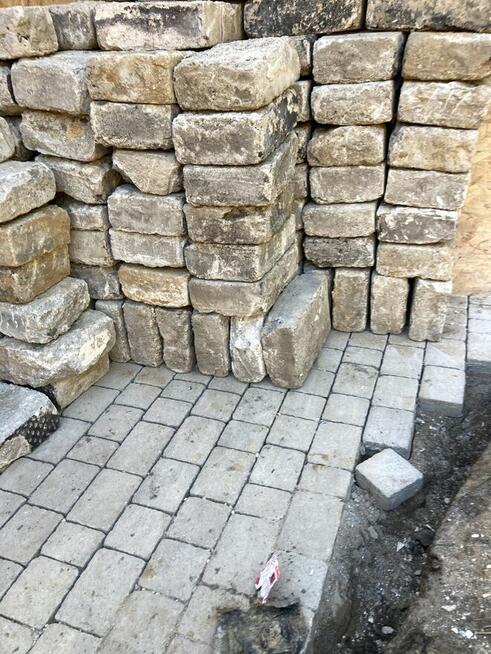 Bloczek betonowy z odzysku około 500 sztuk 1,50 pln za szt.