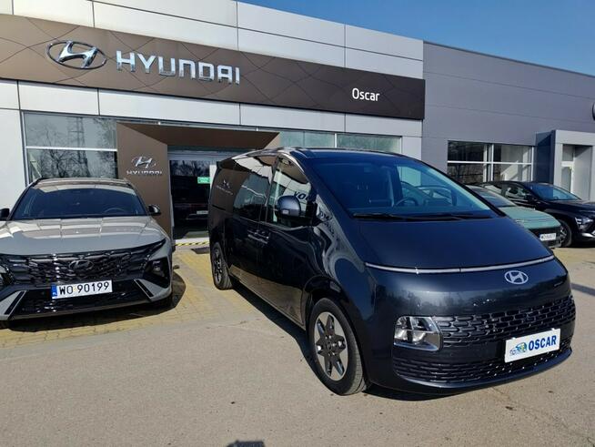 Hyundai Staria smart vip - tylko 2810 km przebiegu