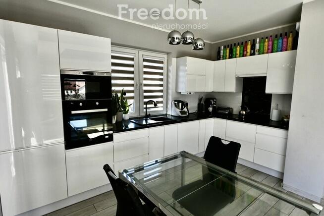 Rodzinny dom w zielonej okolicy Sułkowa