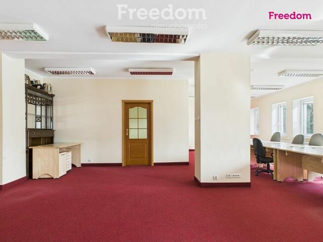 Biura do wynajęcia – 5 lokali od 11 do 200 m²